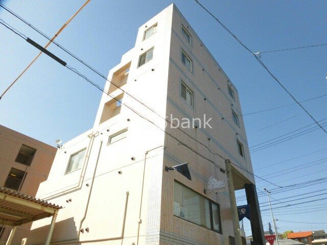 駅徒歩圏内のマンションです！