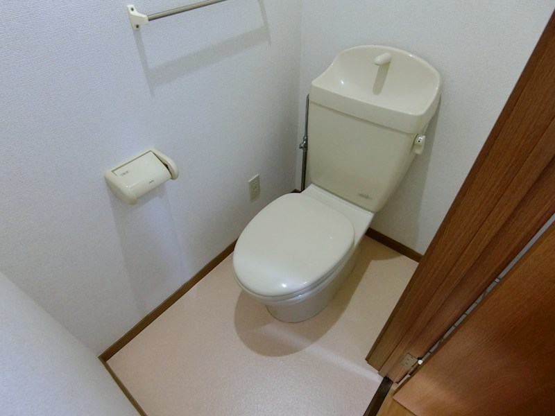 メゾンマルベリーＢ棟 トイレ