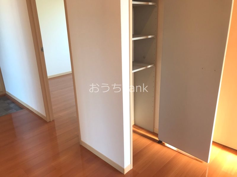 シャルムコート A 収納
