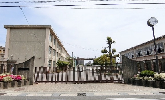 コーポオオノ 中学校