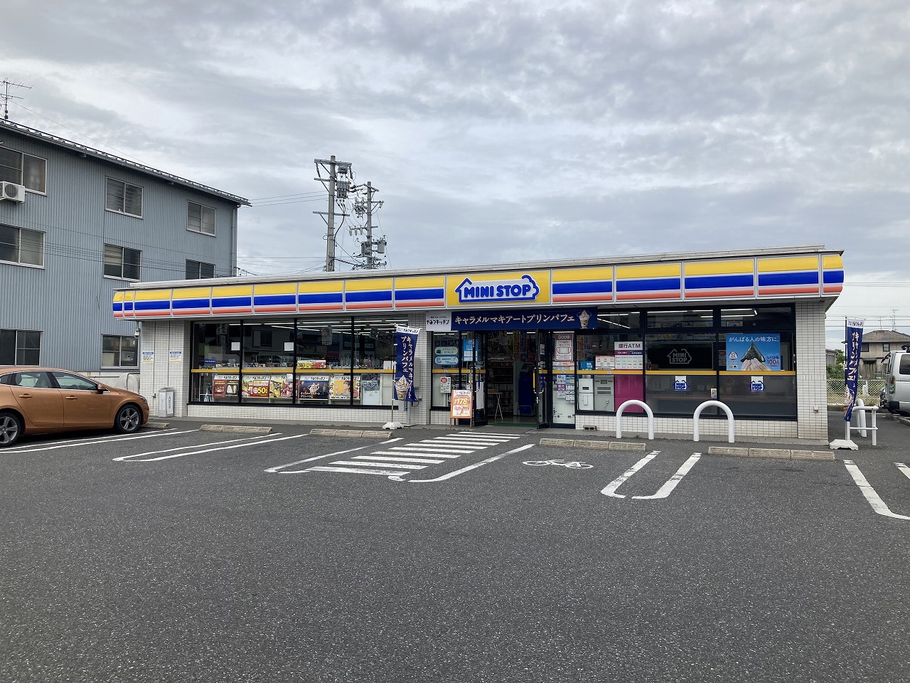 ME MAISON Ginan コンビニ