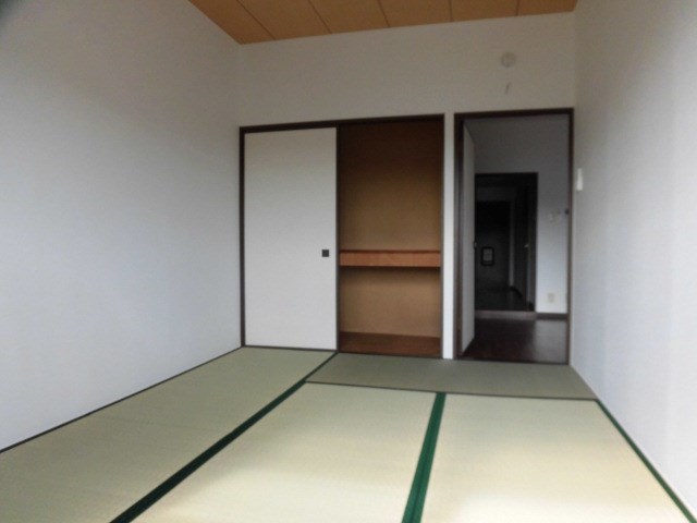 アルトラマンション茄子川　Ａ棟 ベッドルーム