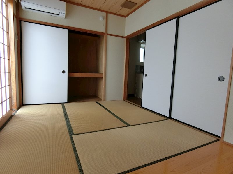 ニューハイツ明峰 ベッドルーム