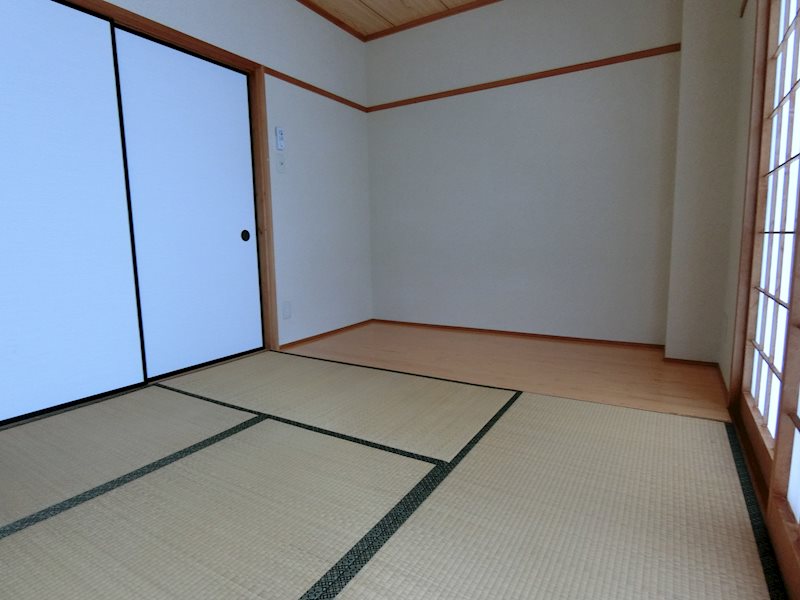 ニューハイツ明峰 ベッドルーム