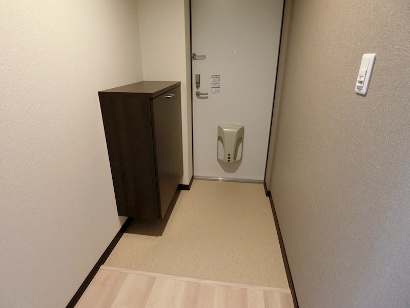 ヴィータ神ノ木（カンノキ） 玄関
