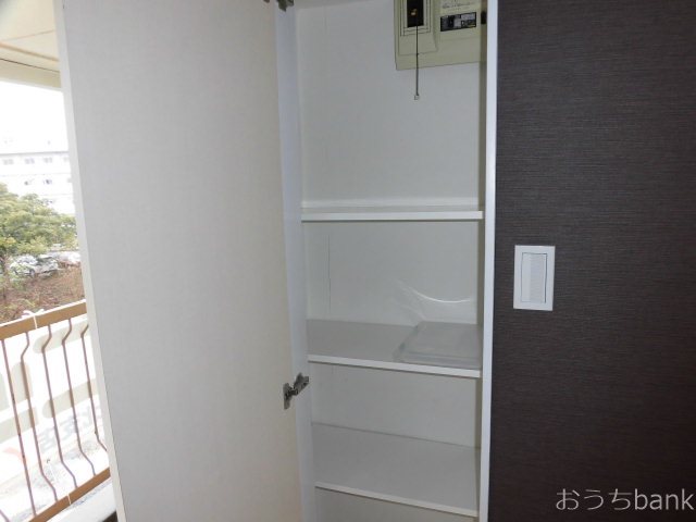シャトー岐大 B 収納
