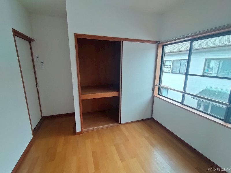 岐阜市加納住宅 B-1 収納