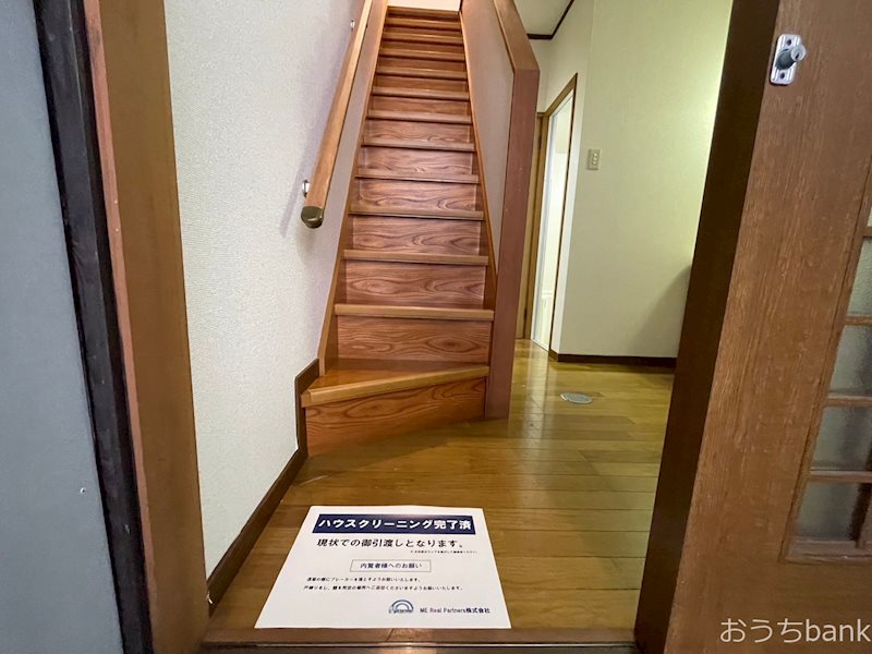 髙垣アパート 玄関