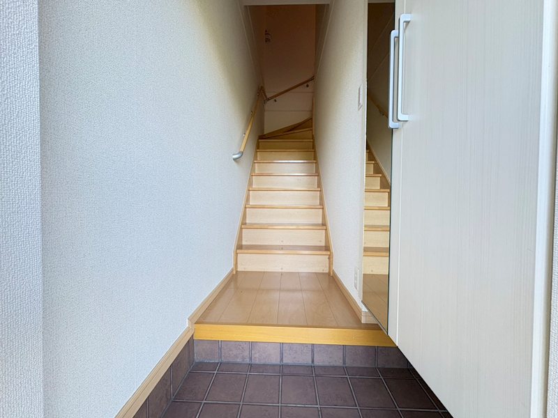 サン　ノーブル 玄関