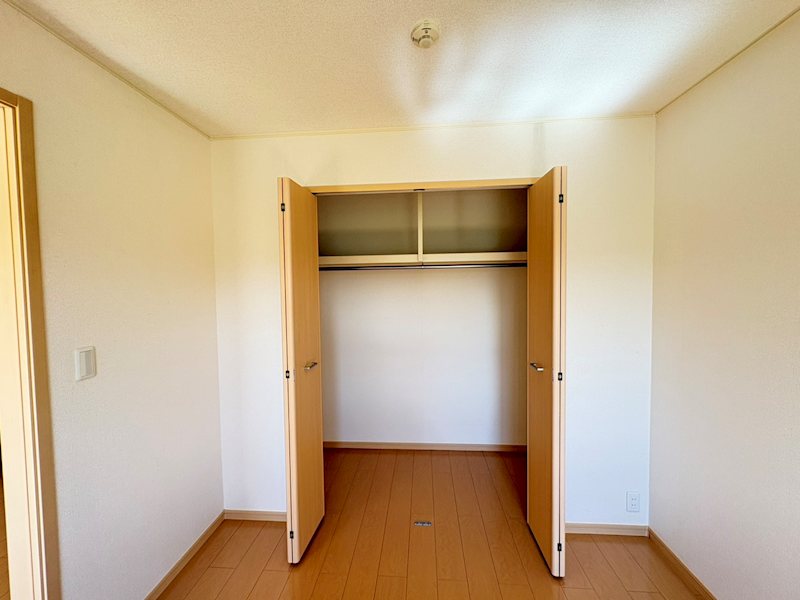 サン　ノーブル 収納