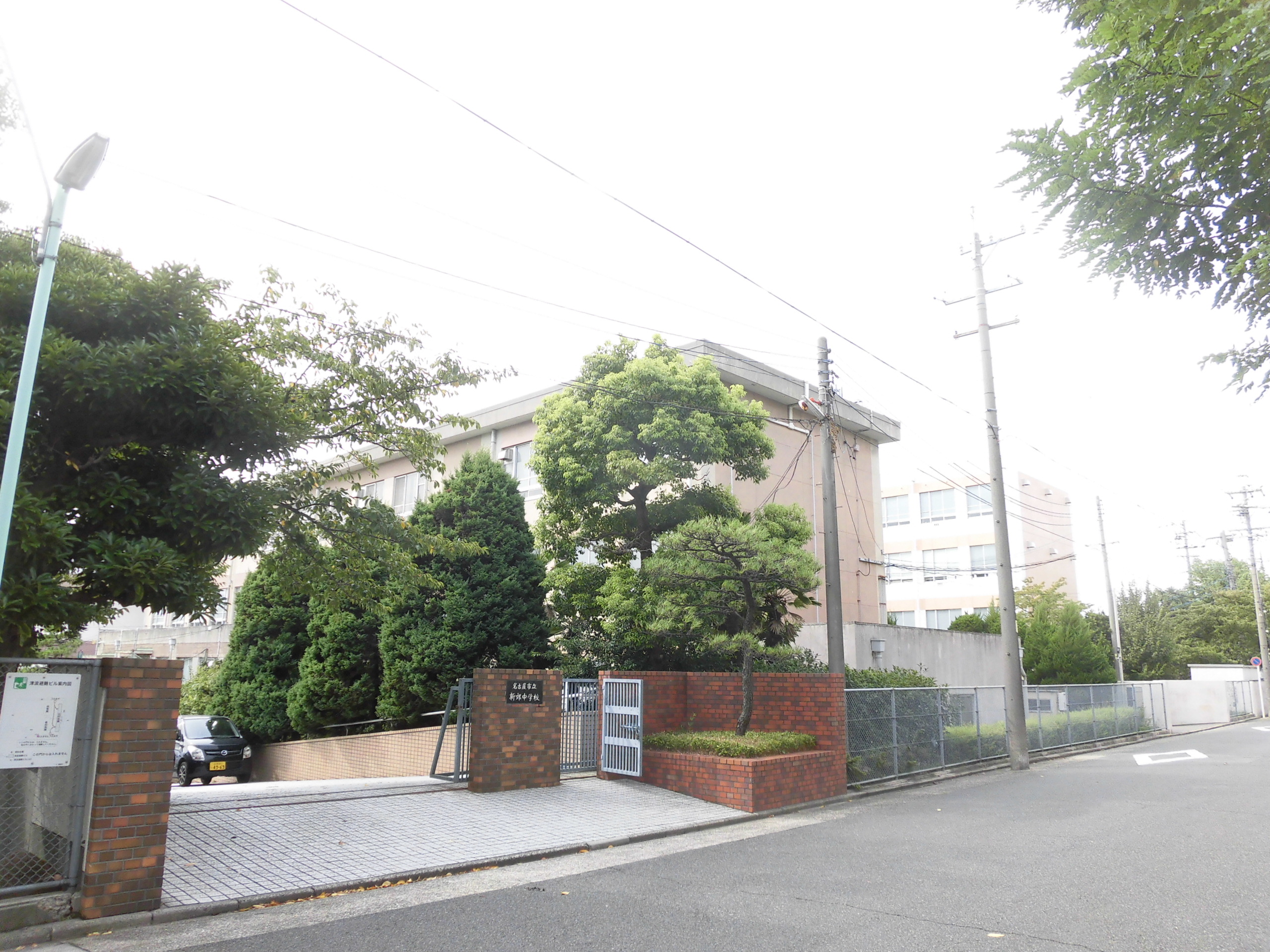 クレール池谷 中学校