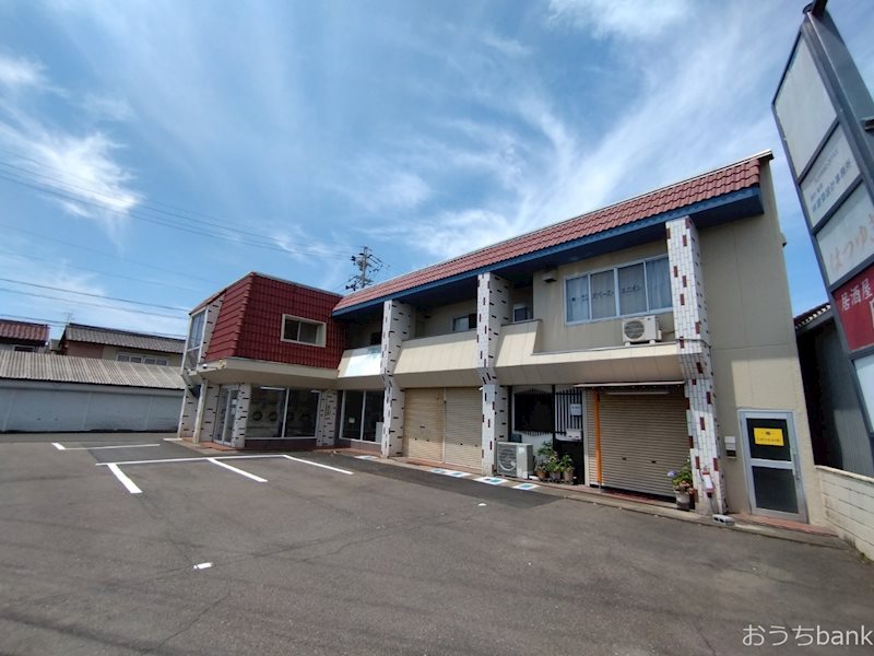 アミービル 外観