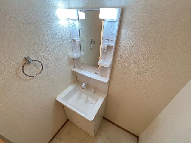 サンテラスＮＡＷＡ　Ⅴ 洗面所
