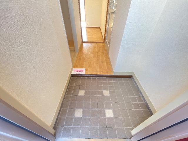 サンテラスＮＡＷＡ　Ⅴ 玄関