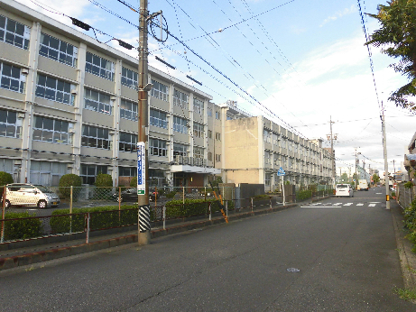 岐阜市加納住宅 A-1 中学校