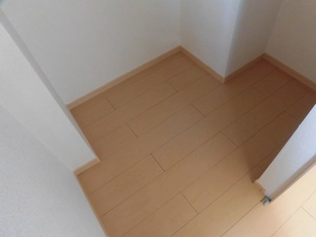 カレント　Ｂ 収納