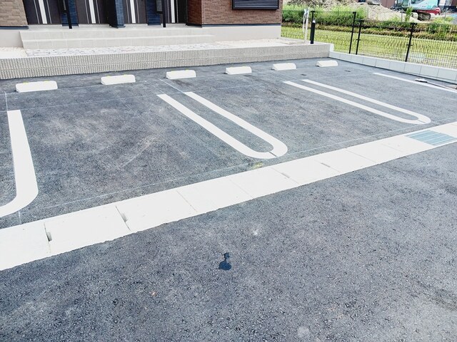 キャトル　セゾンⅠ 駐車場