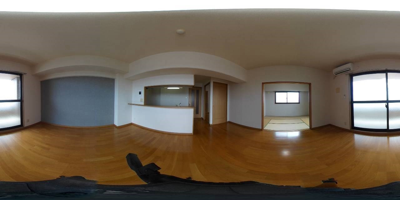 フロイデ一宮 リビング