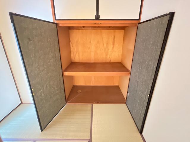 コーポ堀江 収納