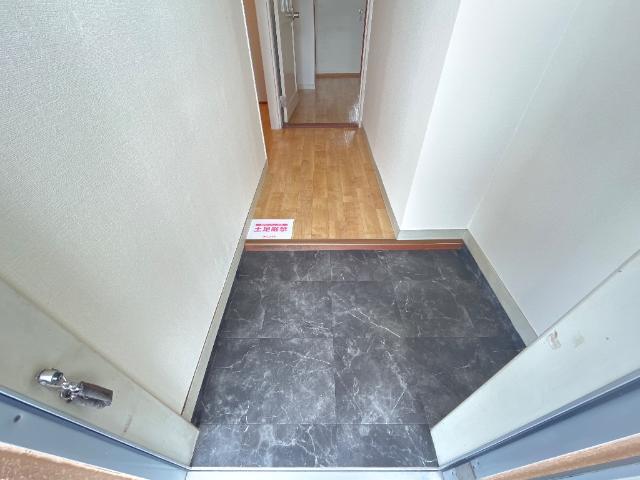 サンクエストＡ 玄関