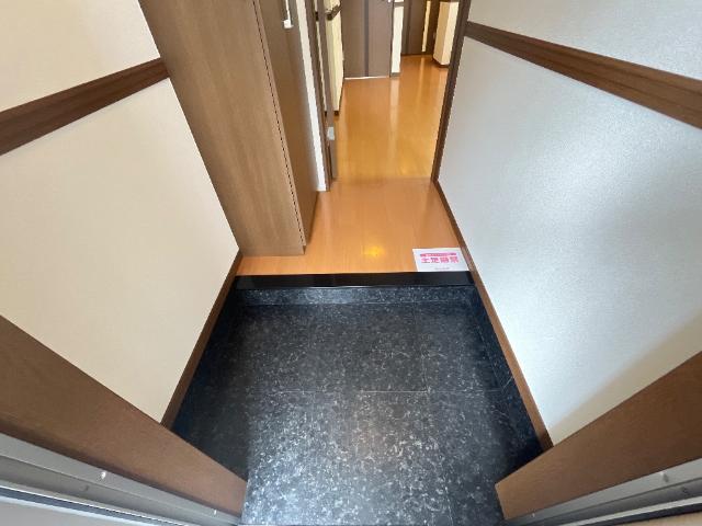 アヴェニール　エムズ 玄関