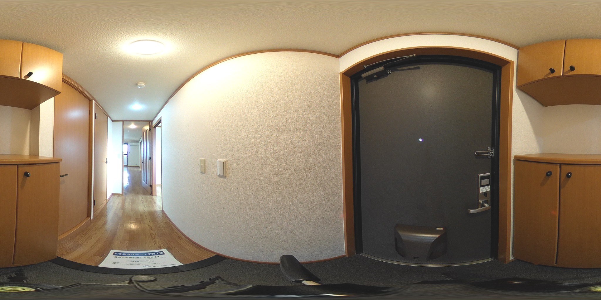 TM Clay house 玄関