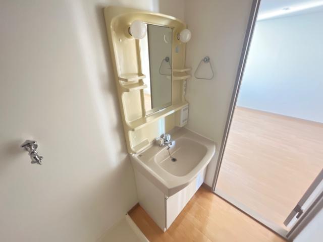 メゾンドカパーニュＢ 玄関