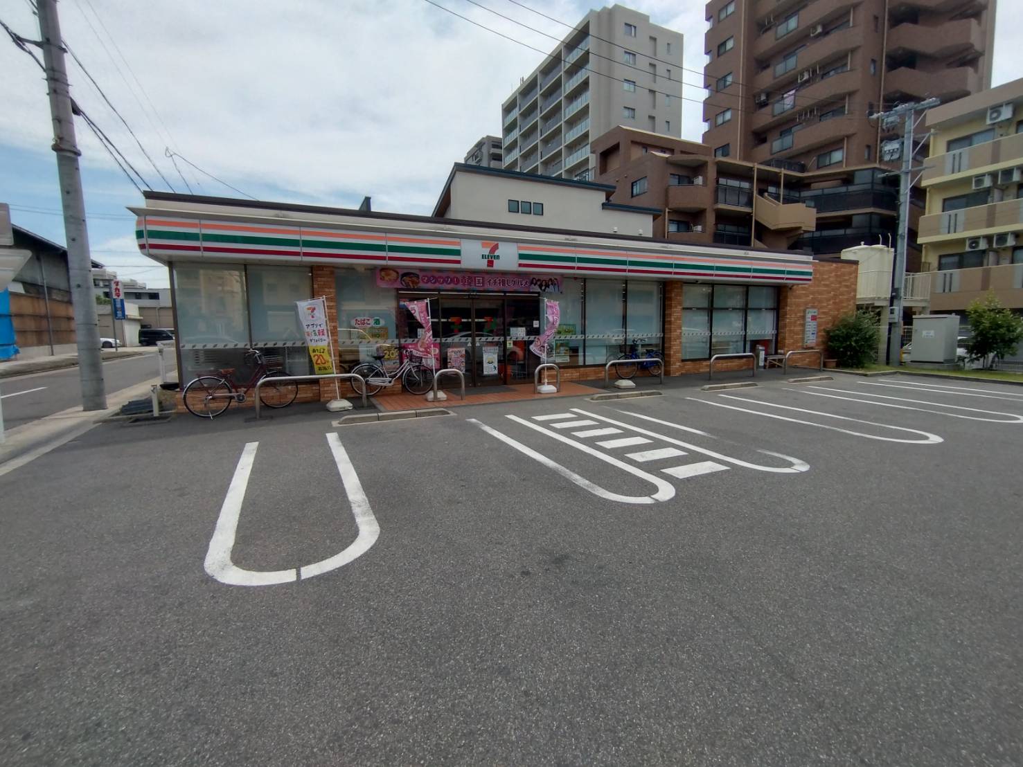 DWELL GOKENYA コンビニ