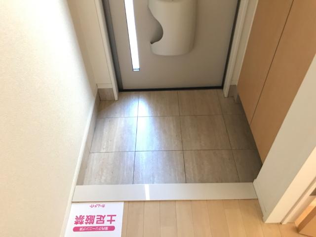 ラ　ルーチェ　Ｍ 玄関