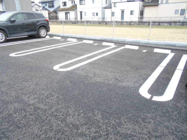 カーサ　プラシードＡ棟 駐車場