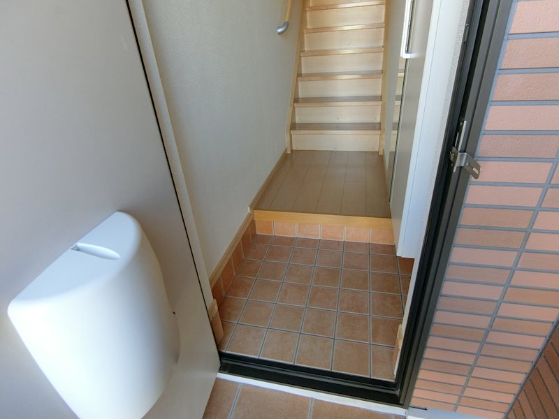 コットンハウスB 玄関