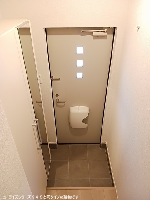 ラ　マージュ西岐阜 玄関