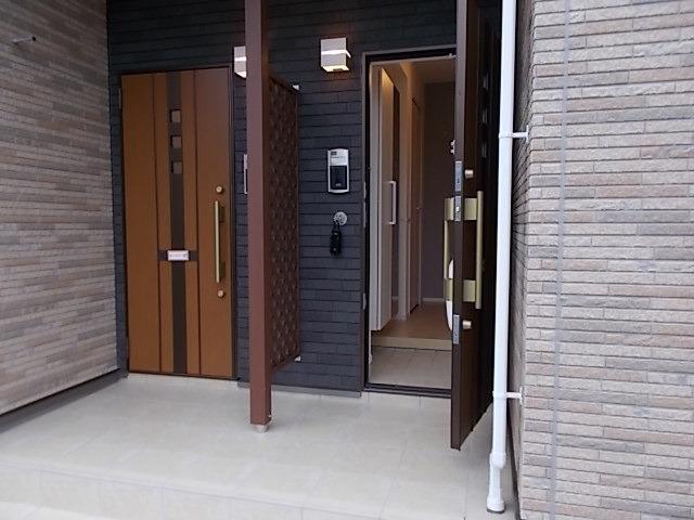 トゥモロー　Ⅱ 玄関