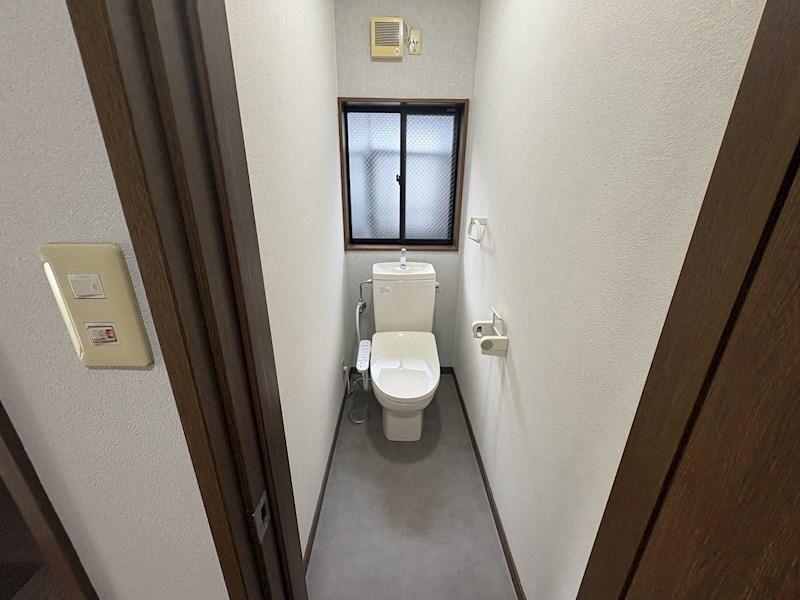 岐阜市正木貸家 トイレ