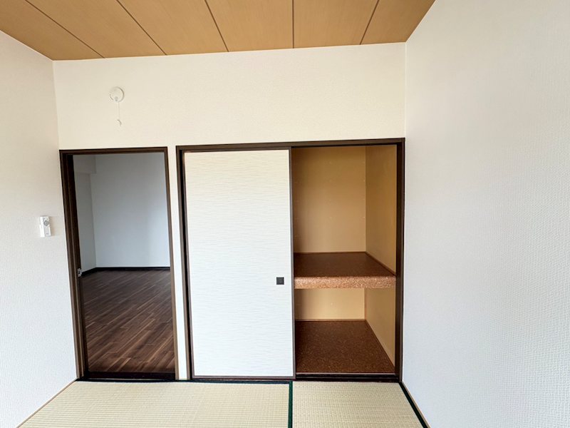 アルトラマンション茄子川　Ｂ棟 収納