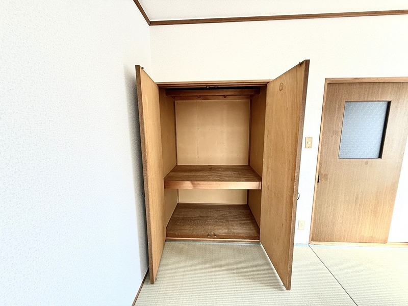 大万アパート 収納