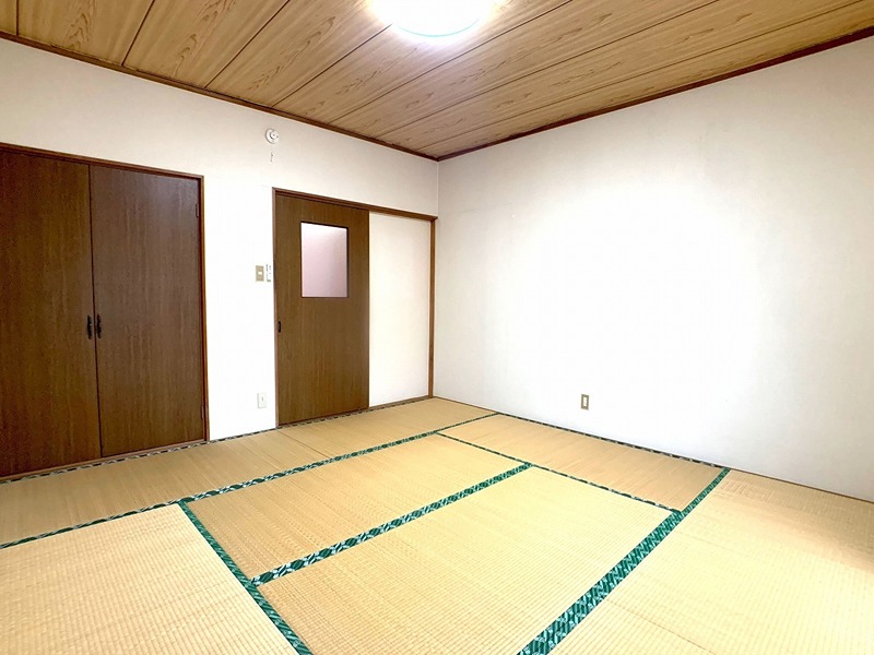 大万アパート ベッドルーム
