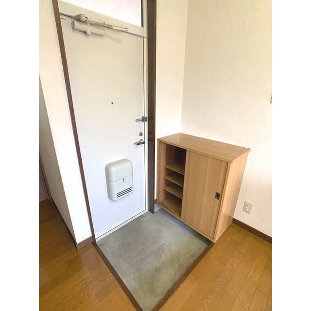 コーポグランディア 玄関