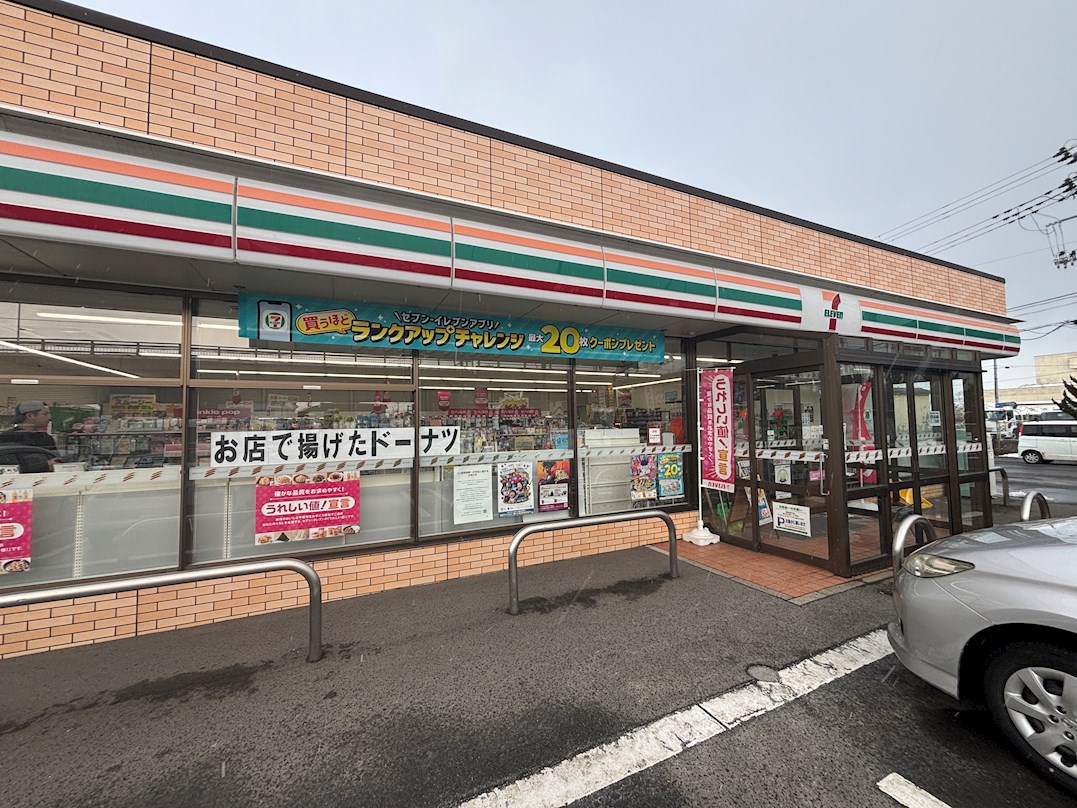 フォレストアベニュー コンビニ