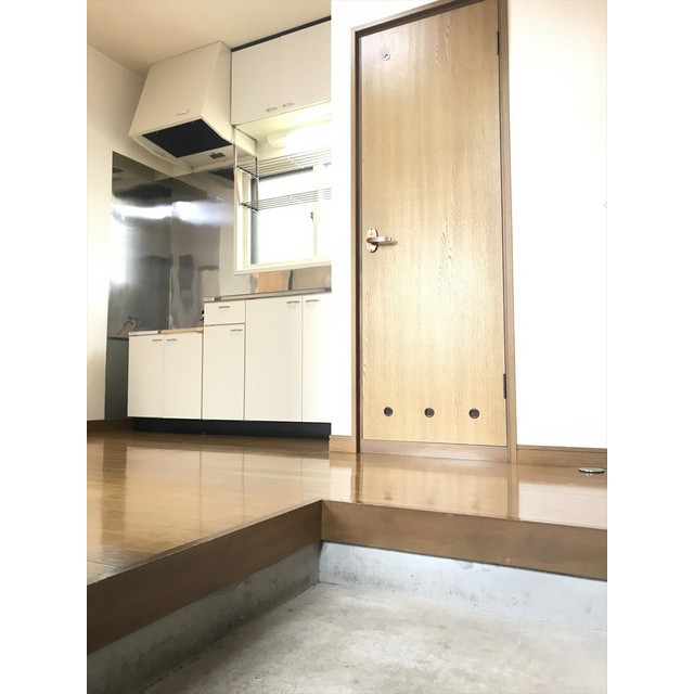 ハニーハイツ 玄関