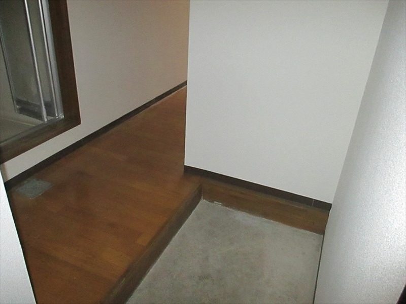 森マンション 玄関