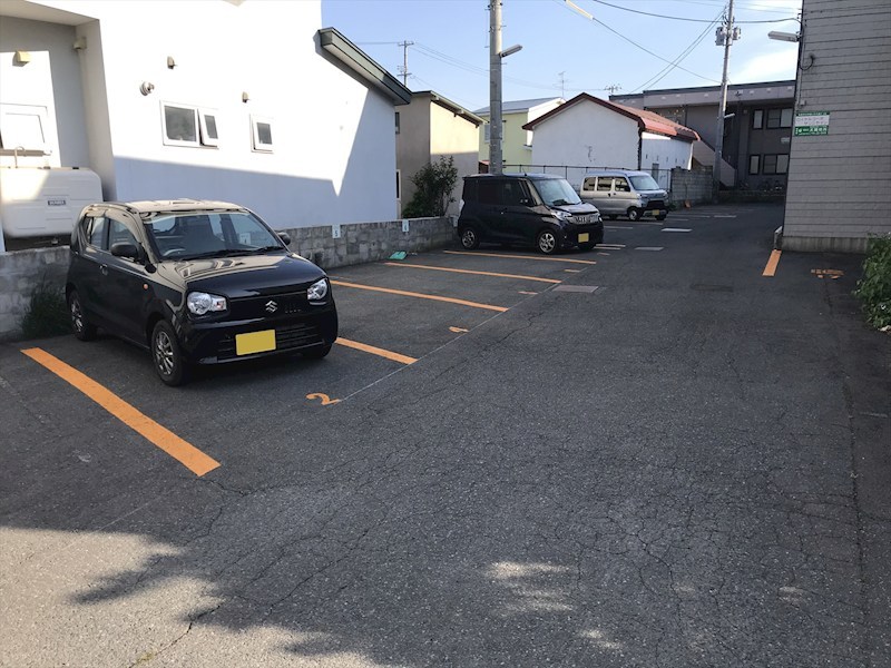 森マンション 駐車場