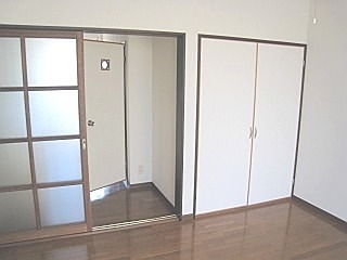 ヴィラ城南 リビング