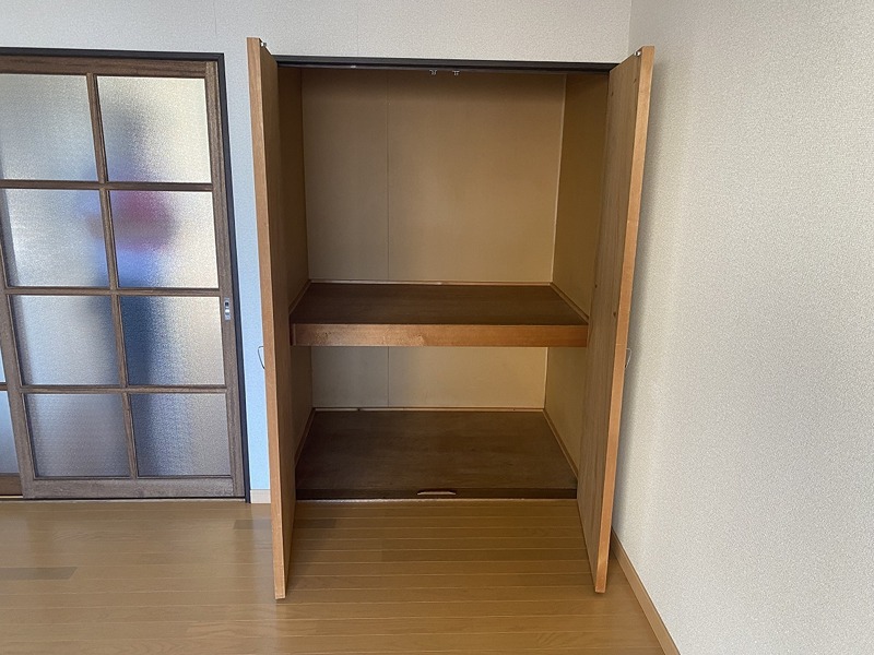 ヴィラ城南 収納