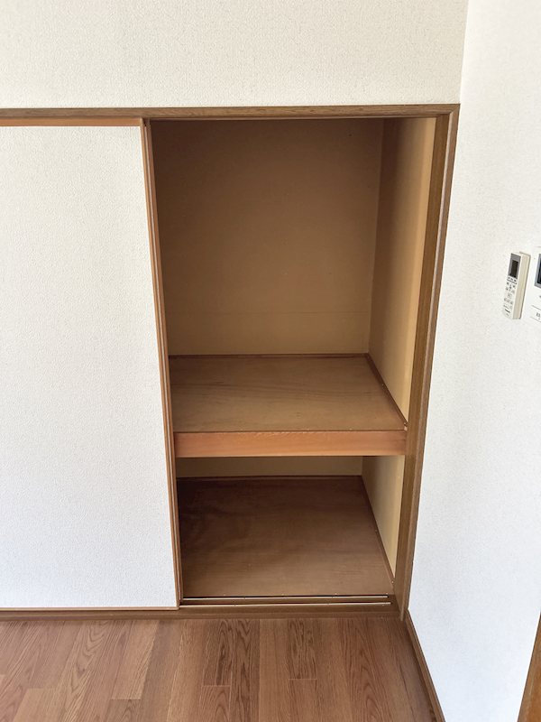 ドミール川先 収納