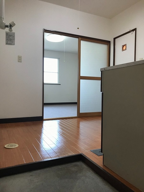 富野ハイツ 玄関