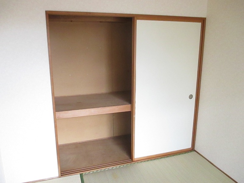工藤ハイツ 収納