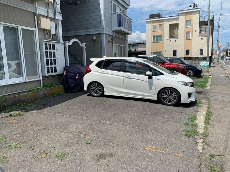 ドミール品川 駐車場