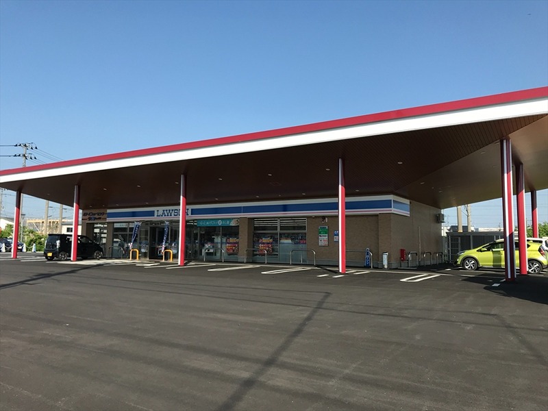 コーポ長谷川 コンビニ