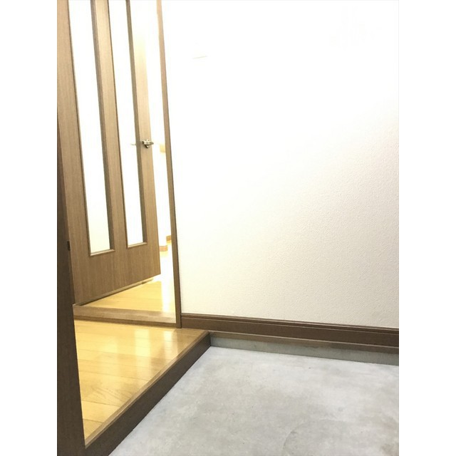 ゼフィルスファム 玄関